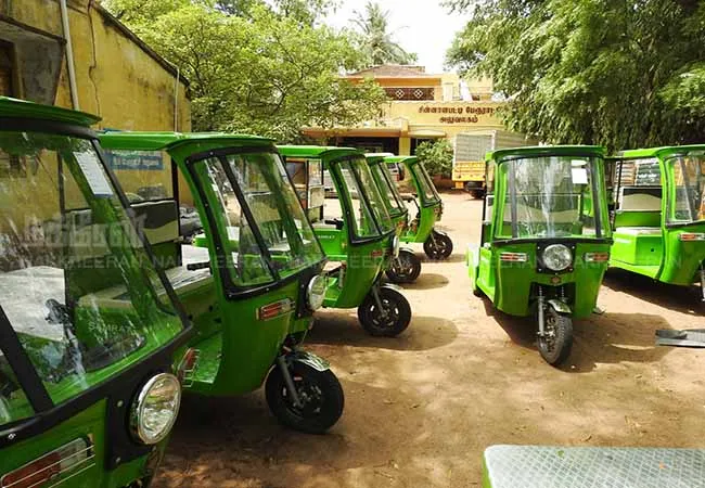Battery autos to collect biodegradable and unpopular garbage dindigul district 
